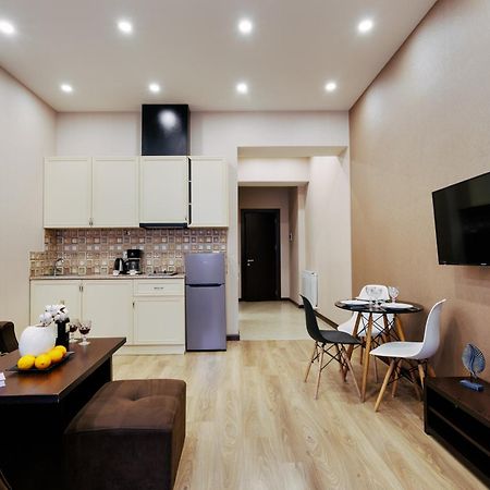 Residence North Avenue, Teryan 8. 14 2 エレバン エクステリア 写真
